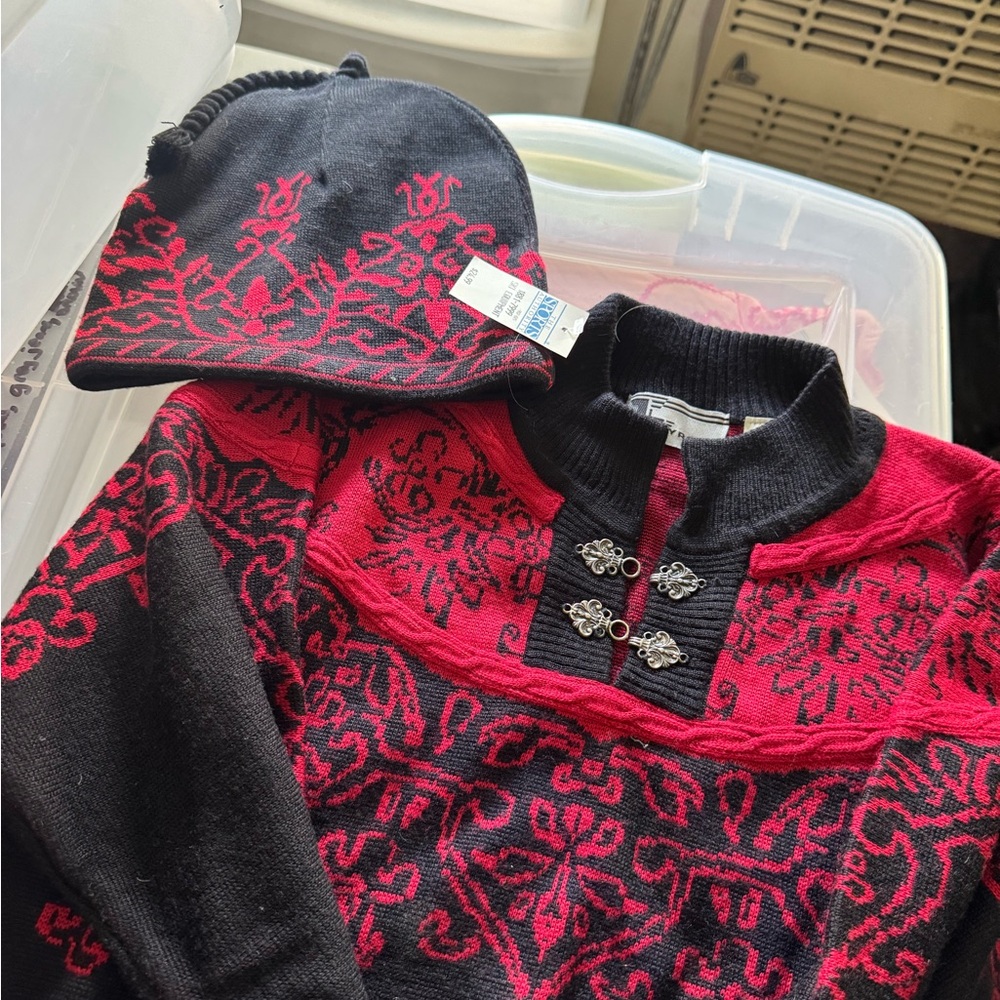 Black and Red Women's Zip-Up Jacket and Hat